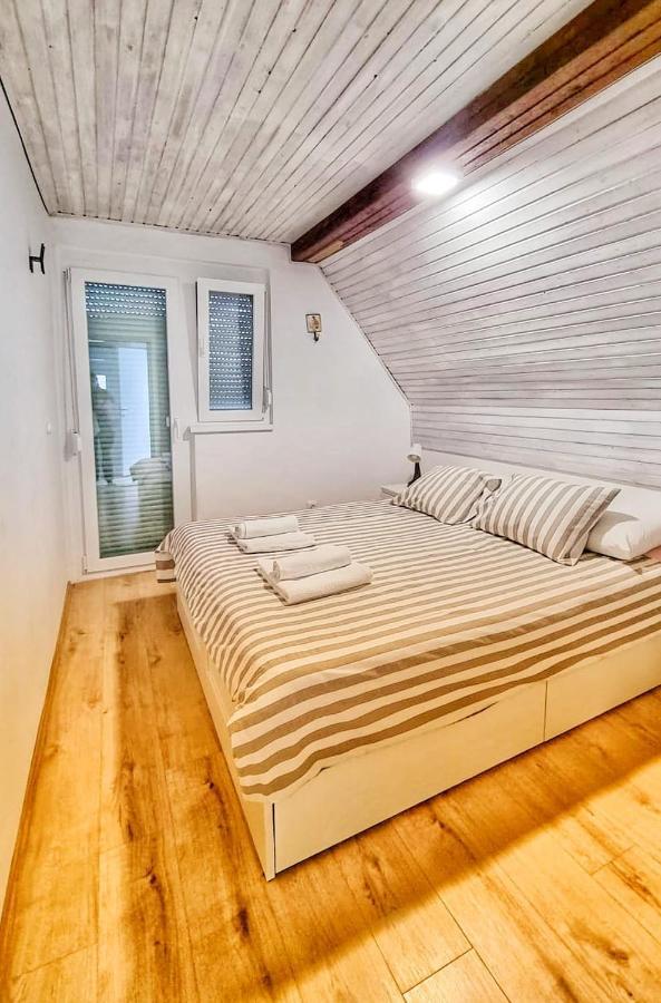 Kuca Za Odmor Miracool Villa Generalski Stol Kültér fotó